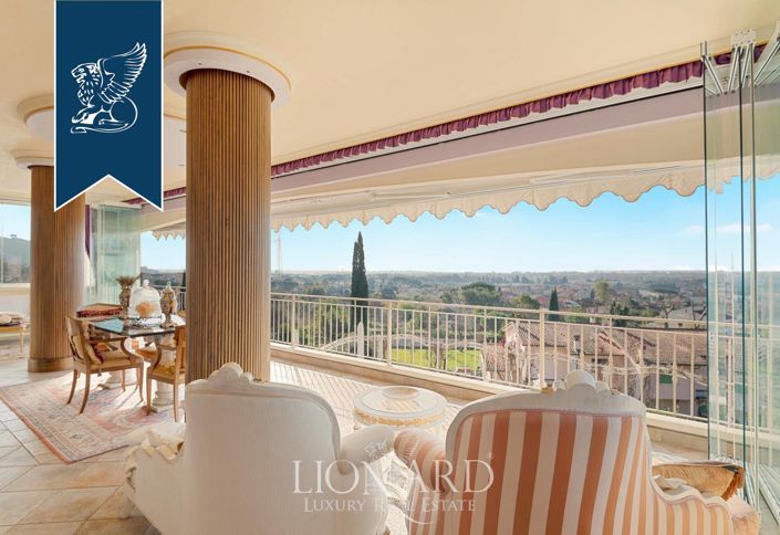 Image No.18-9 Bed Villa for sale