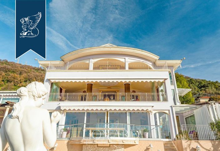 Image No.3-9 Bed Villa for sale