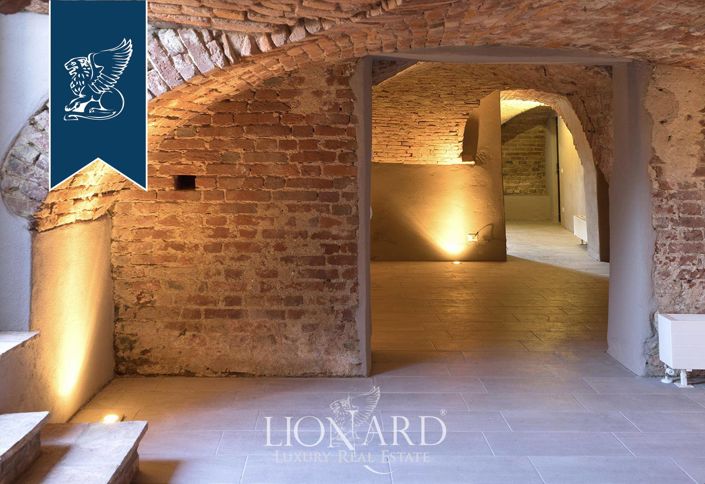 Image No.22-10 Bed Villa for sale