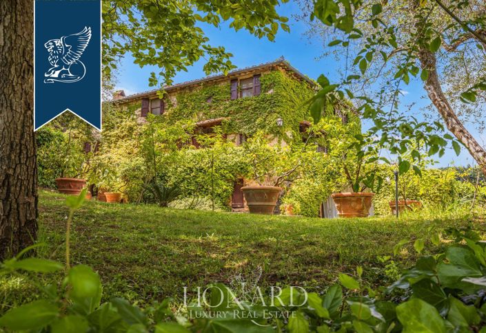 Image No.14-12 Bed Villa for sale