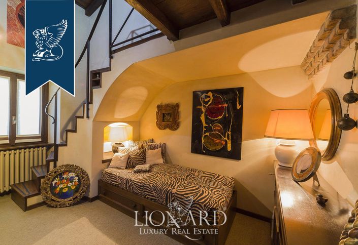 Image No.44-4 Bed Property for sale