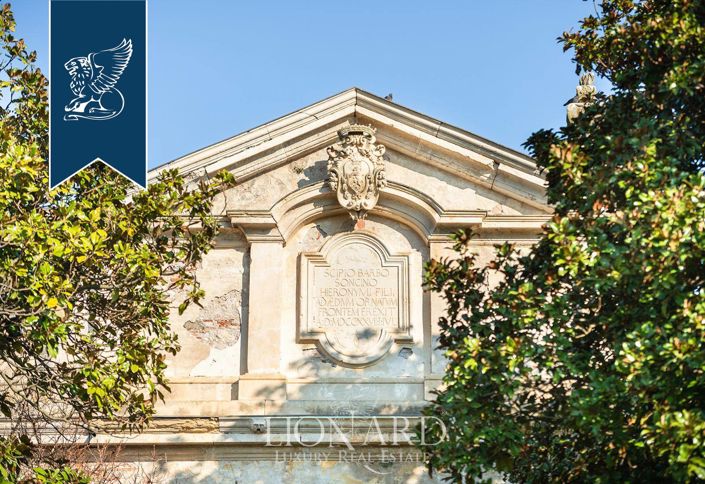 Image No.22-Villa for sale