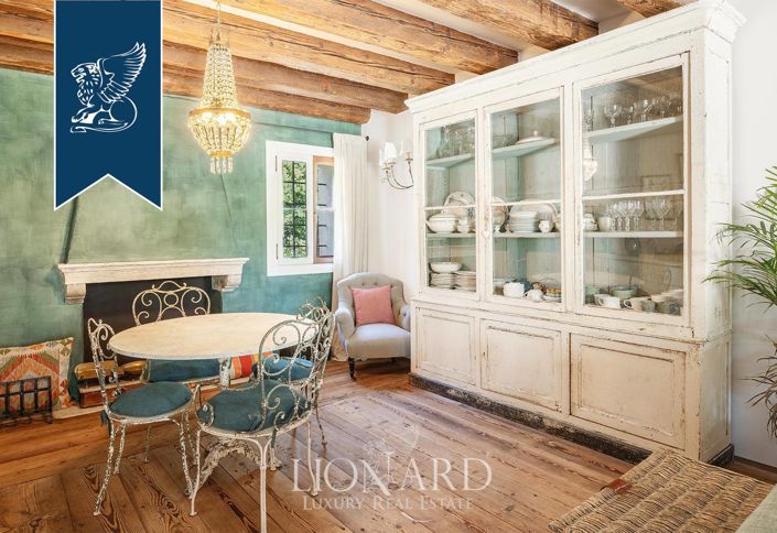 Image No.15-5 Bed Farmhouse for sale