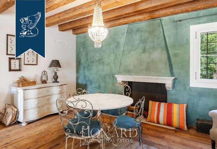 Image No.16-5 Bed Farmhouse for sale