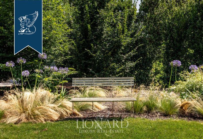 Image No.37-5 Bed Farmhouse for sale