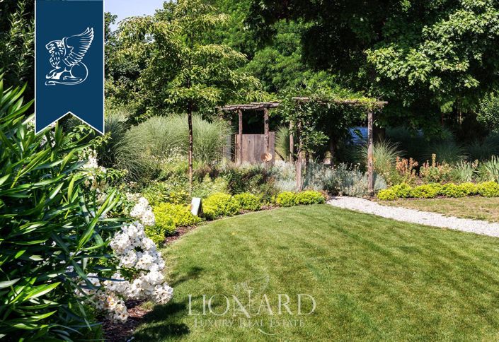 Image No.39-5 Bed Farmhouse for sale