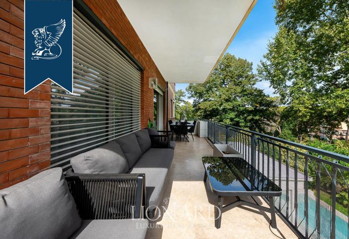 Image No.10-3 Bed Apartment for sale