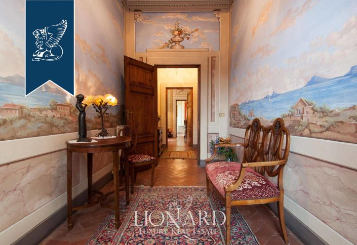 Image No.27-5 Bed Villa for sale