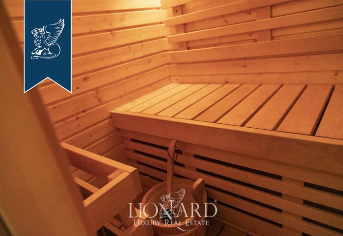 Image No.33-15 Bed Farmhouse for sale