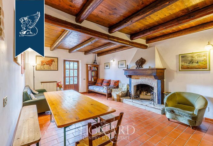 Image No.53-11 Bed Farmhouse for sale