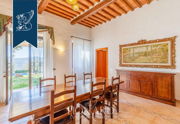 Image No.19-25 Bed Farmhouse for sale