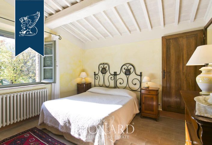 Image No.63-Villa de 6 chambres à vendre à Sarteano