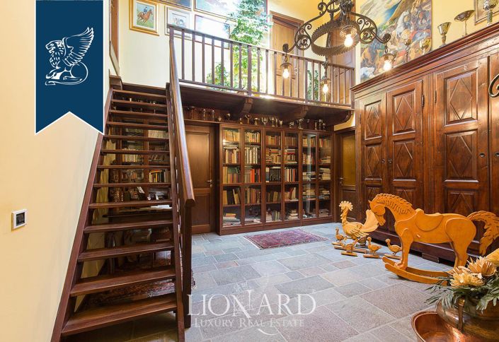 Image No.25-4 Bed Villa for sale