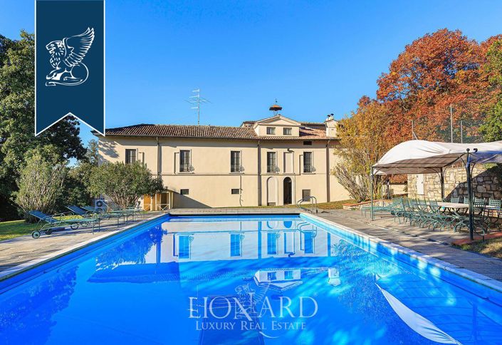 Image No.33-12 Bed Villa for sale