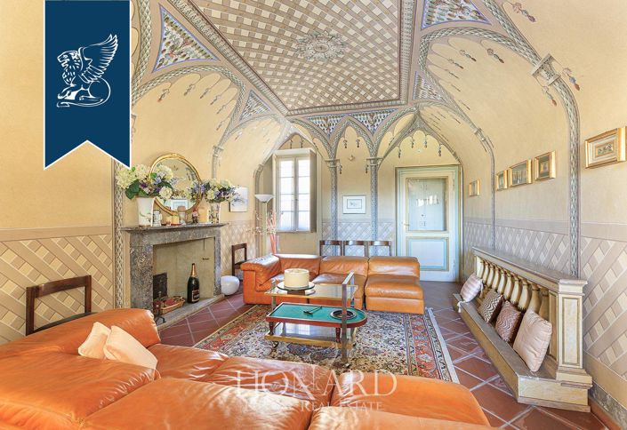 Image No.42-12 Bed Villa for sale