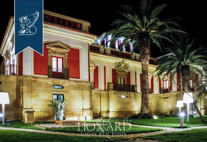 Image No.16-12 Bed Villa for sale