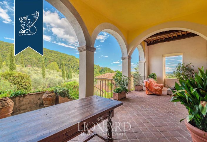 Image No.18-13 Bed Villa for sale