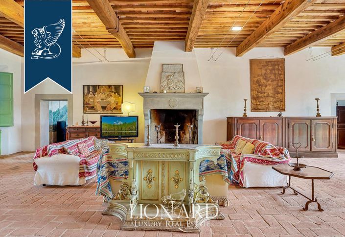 Image No.7-13 Bed Villa for sale