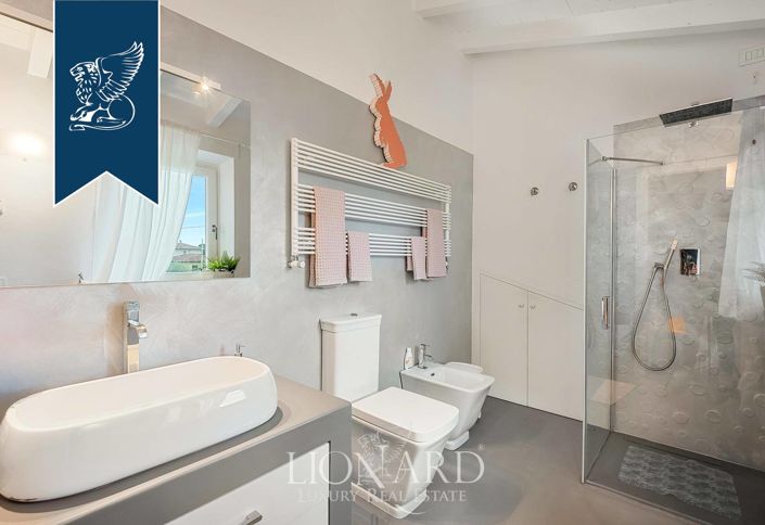 Image No.18-4 Bed Villa for sale