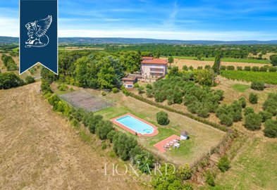 1 - Foiano della Chiana, Villa