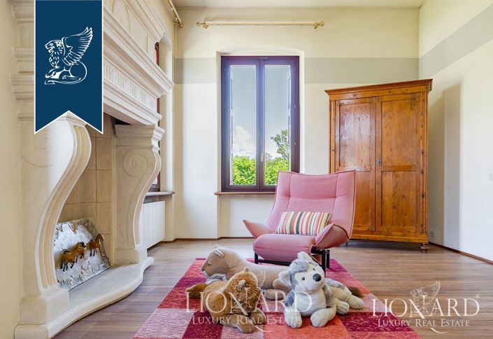 Image No.40-12 Bed Villa for sale