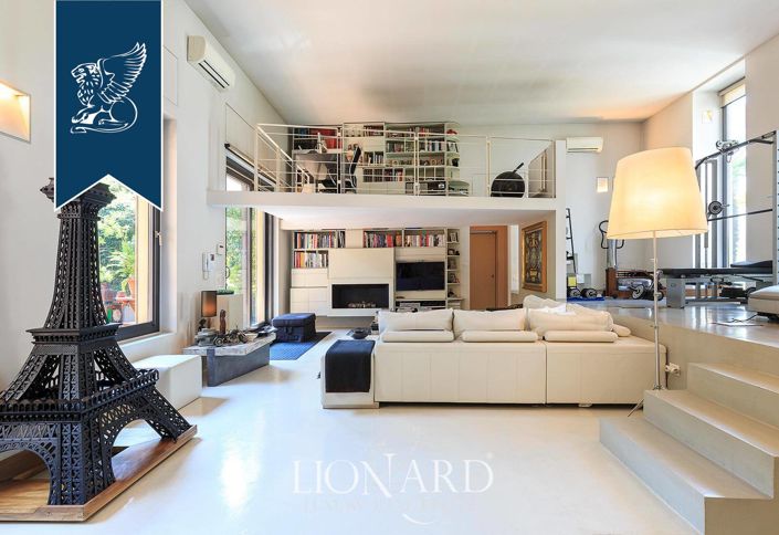 Image No.19-5 Bed Apartment for sale