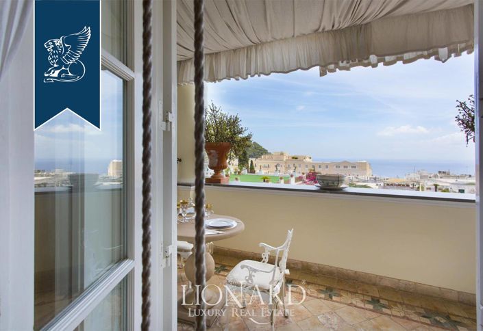 Image No.51-Appartement de 4 chambres à vendre à Capri