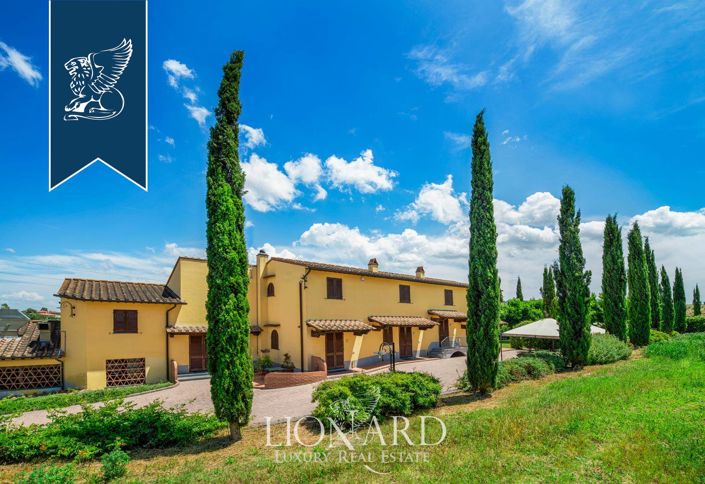 Image No.15-Ferme de 20 chambres à vendre à Collesalvetti