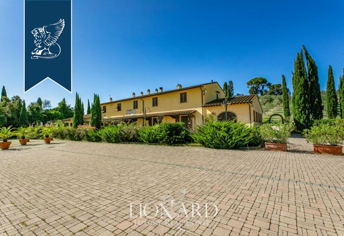 Image No.16-Ferme de 20 chambres à vendre à Collesalvetti