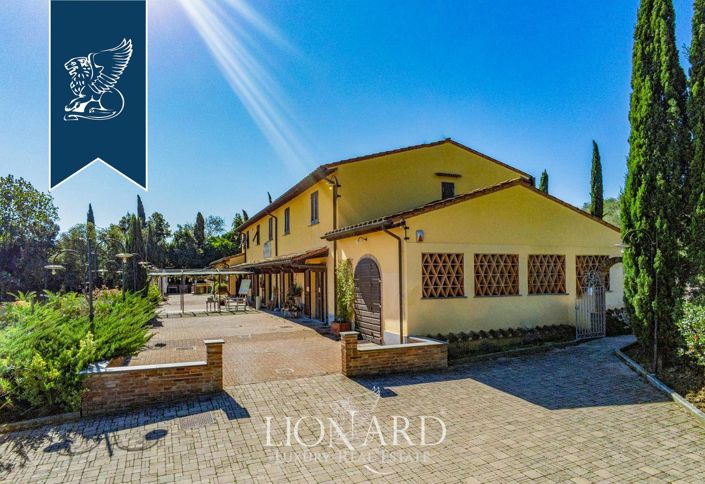 Image No.18-Ferme de 20 chambres à vendre à Collesalvetti