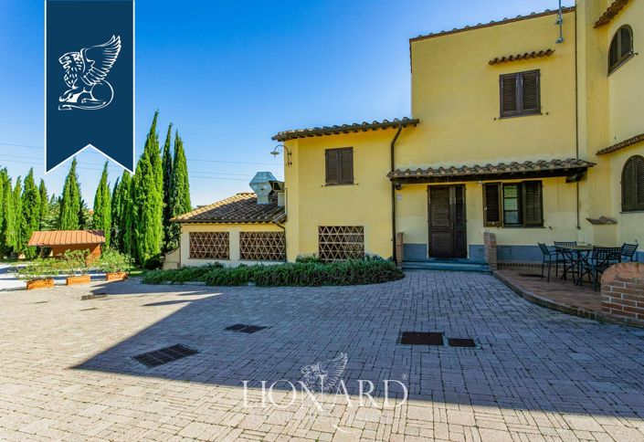 Image No.19-Ferme de 20 chambres à vendre à Collesalvetti