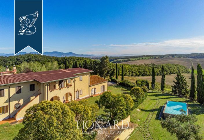 Image No.2-Ferme de 20 chambres à vendre à Collesalvetti