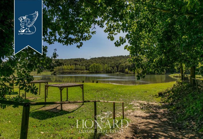 Image No.39-Ferme de 20 chambres à vendre à Collesalvetti