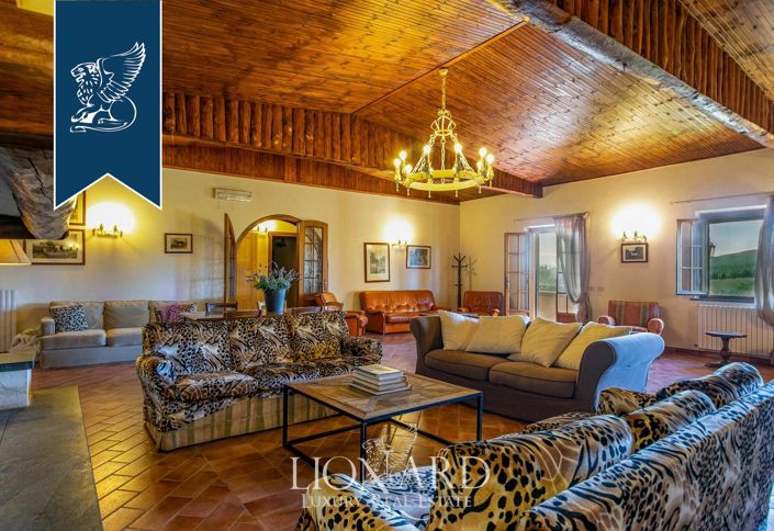 Image No.52-Ferme de 20 chambres à vendre à Collesalvetti