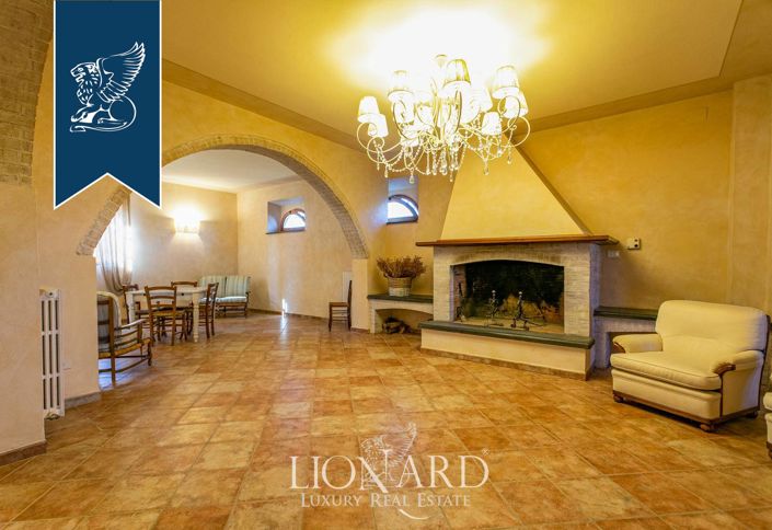 Image No.55-Ferme de 20 chambres à vendre à Collesalvetti