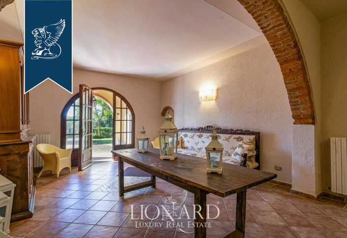 Image No.58-Ferme de 20 chambres à vendre à Collesalvetti