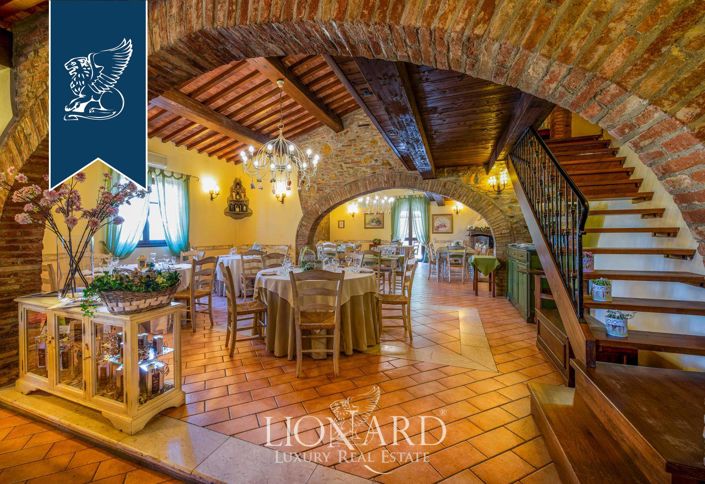 Image No.61-Ferme de 20 chambres à vendre à Collesalvetti