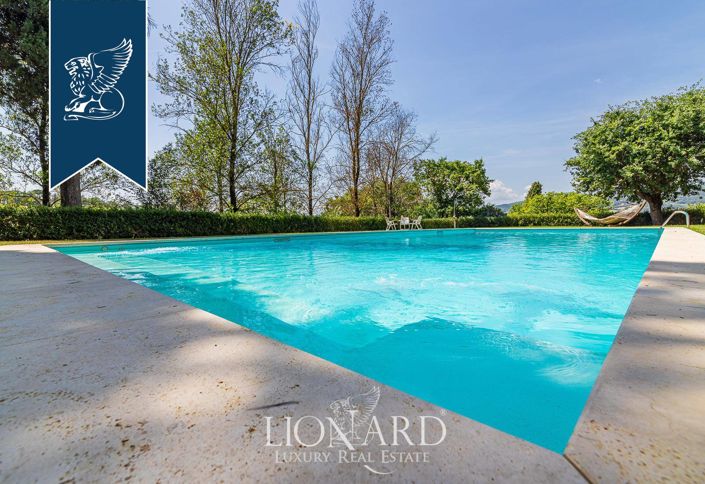 Image No.35-12 Bed Villa for sale