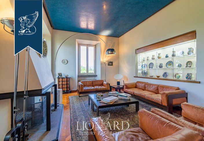 Image No.55-12 Bed Villa for sale