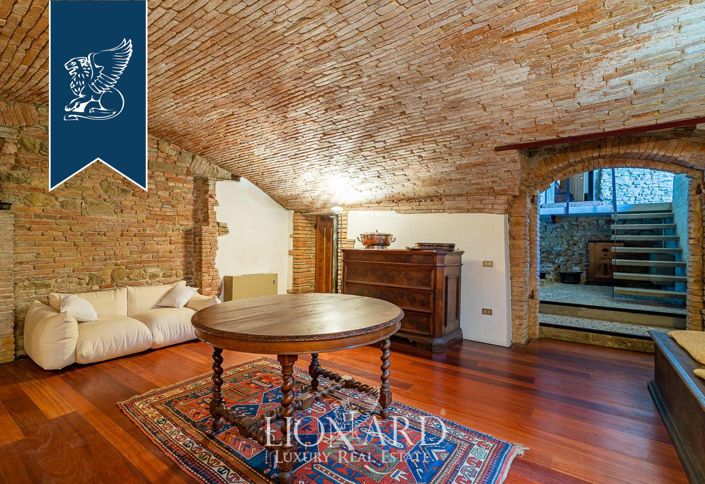 Image No.62-12 Bed Villa for sale