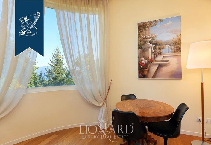 Image No.15-6 Bed Villa for sale