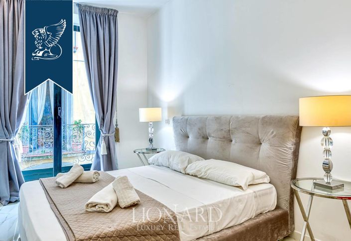 Image No.7-7 Bed Property for sale