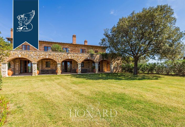 Image No.14-17 Bed Villa for sale