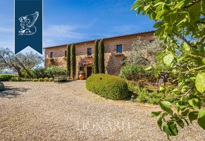 Image No.17-17 Bed Villa for sale