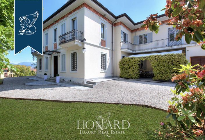 Image No.2-4 Bed Villa for sale