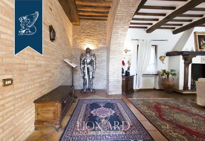 Image No.37-12 Bed Villa for sale