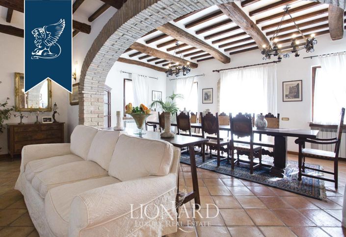 Image No.39-12 Bed Villa for sale