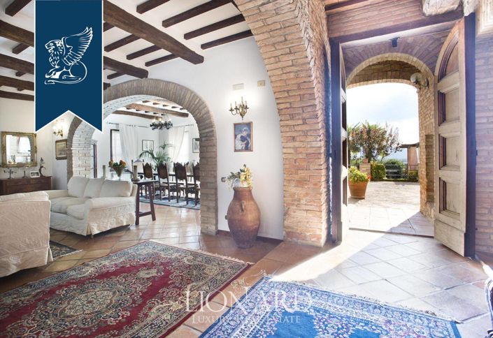 Image No.43-12 Bed Villa for sale