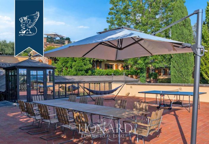 Image No.11-6 Bed Apartment for sale