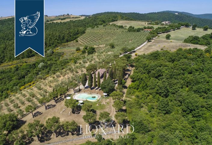 Image No.10-14 Bed Farmhouse for sale